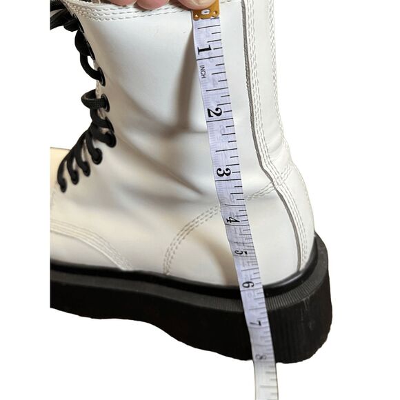 Jeffrey Campbell Women’s 6.5 Lugged Platform Sopas White Lace-Up Boots - Picture 14 of 16